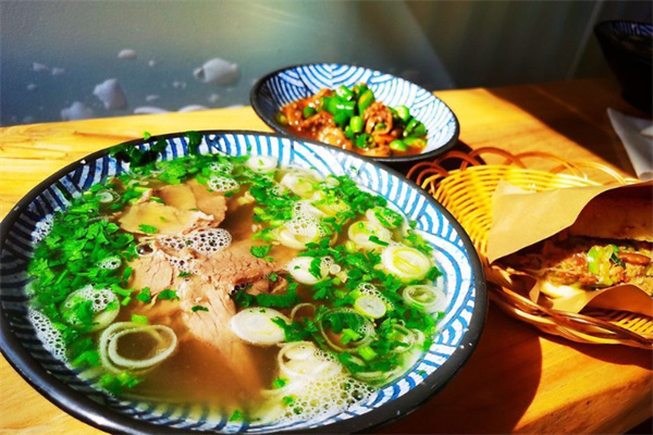 月云楼牛肉汤