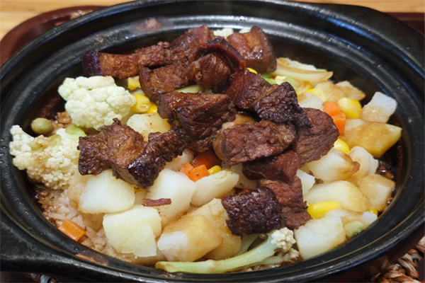 水诚砂锅饭