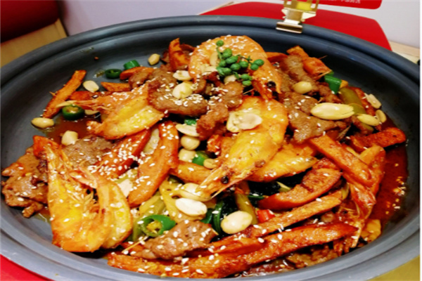 锅锅香麻辣香锅