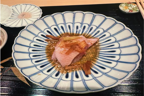 橼舍鮨青木