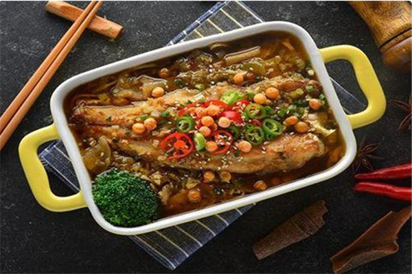 鱼真探烤鱼饭