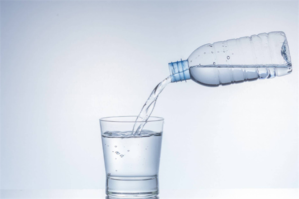 趵突泉矿泉水