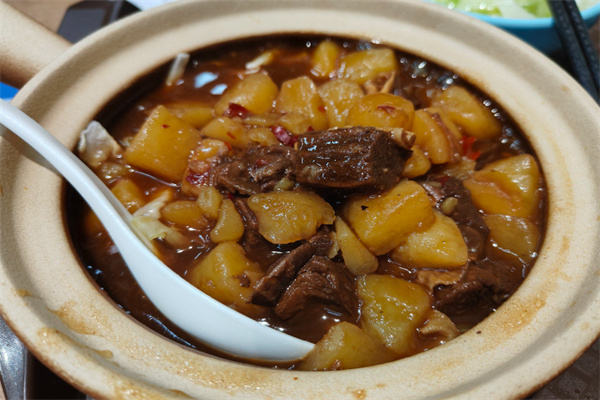 爆汁牛肉饭