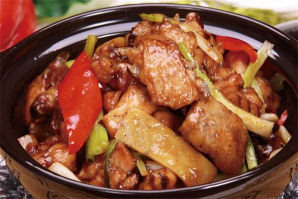 鸿玉福黄焖鸡米饭