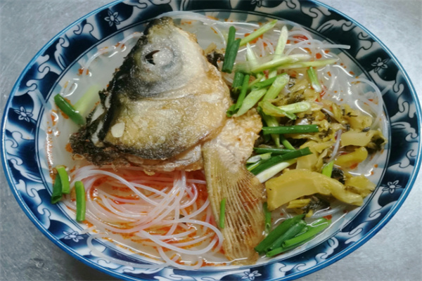 酸菜鱼米粉