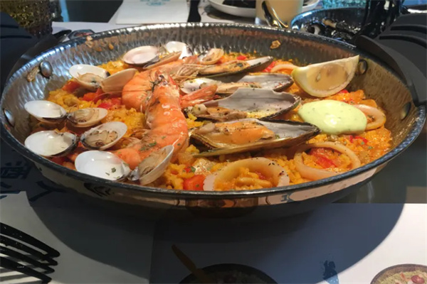 饭大狮西班牙餐厅
