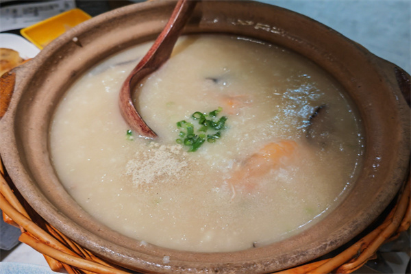 海肴潮味砂锅粥快餐