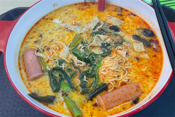 碗装麻辣烫