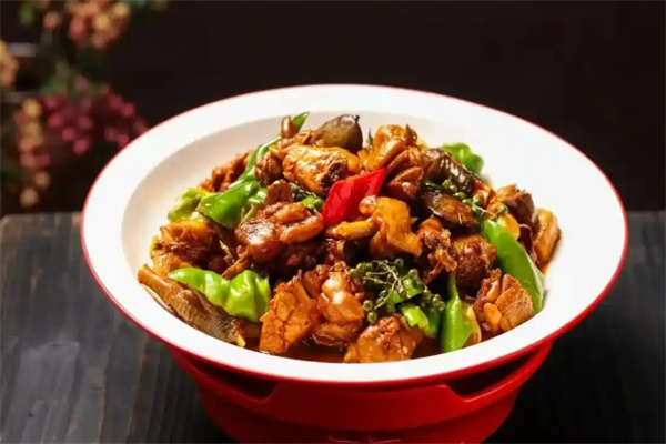 沂蒙炒鸡家常菜