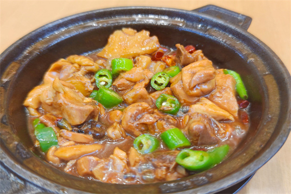 怡程黄焖鸡米饭