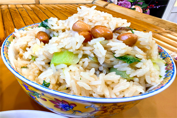 黄山咸肉菜饭