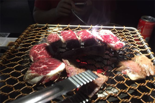 钛牛韩式烤肉