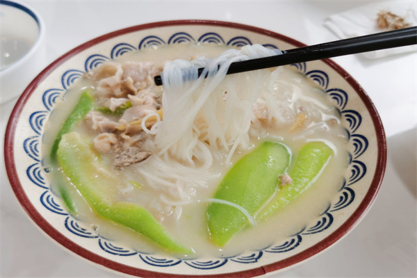 飨一碗渔粉
