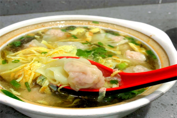 弄堂小馄饨