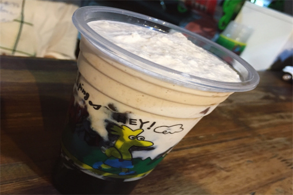 梁优俍烧仙草