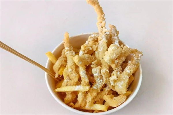老味道鸡柳年糕薯条