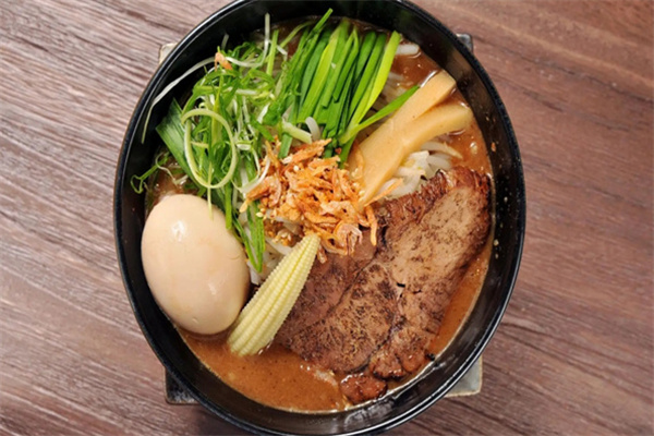 七味日式拉面