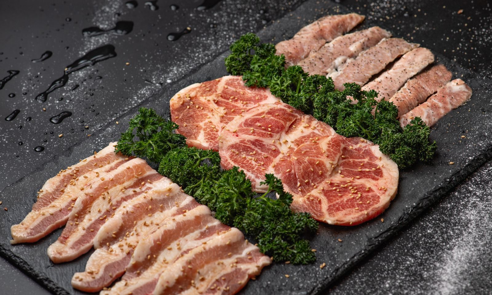 牛中牛烤肉加盟费多少