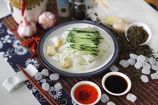 阿战卷凉皮加盟费 阿战卷凉皮加盟费