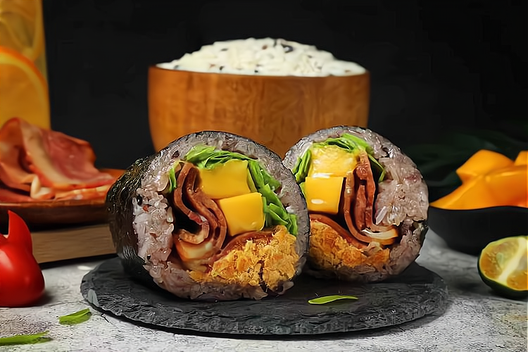 藜露饭团加盟费多少钱