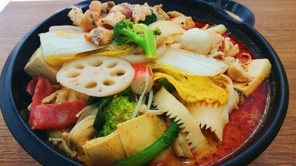 椒布丁麻辣烫加盟费多少